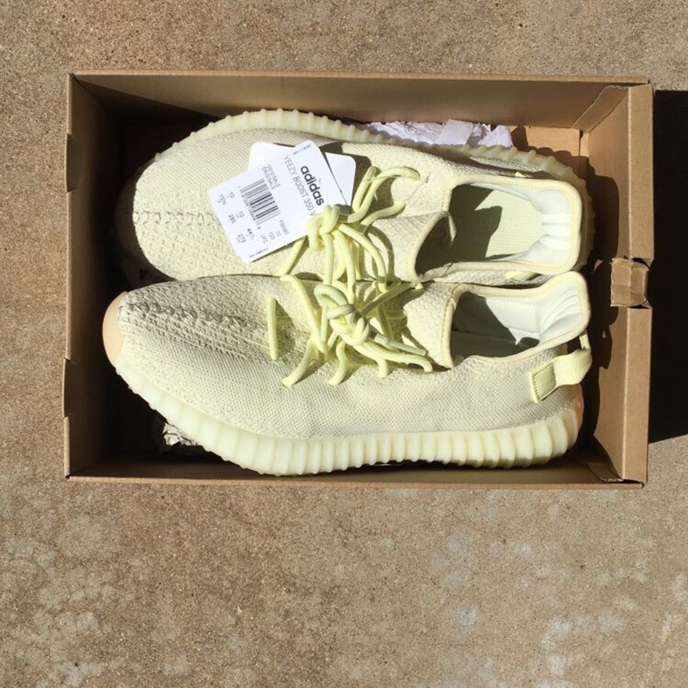 10.5 YEEZY BUTTER 350